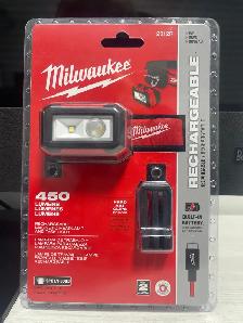 Milwaukee Tool 450 Lumens LED USB Internal Rechargeable Magnetic