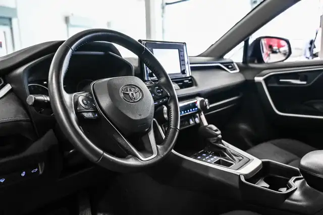 2021 Toyota RAV4 XLE AWD | Toit | Carplay | Fog lights | Mags | - Photo 13