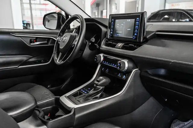 2021 Toyota RAV4 XLE AWD | Toit | Carplay | Fog lights | Mags | - Photo 33