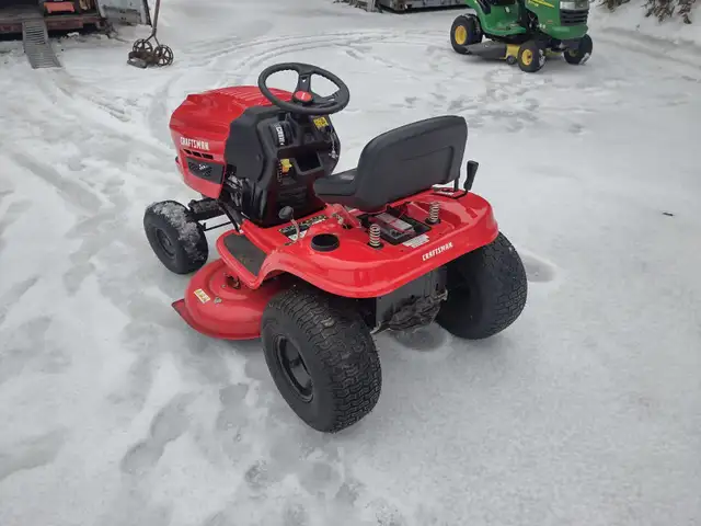 Tracteur a gazon CRAFTMAN 17.5hp 42'' de coupe - Photo 3
