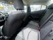 2014 Mazda Mazda3 4dr Sdn GX-SKY - Photo 9