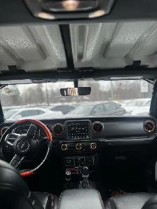 2021 Jeep Gladiator Mojave 4x4 - Photo 18