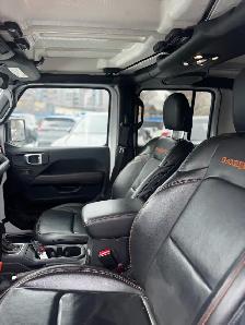 2021 Jeep Gladiator Mojave 4x4 - Photo 20