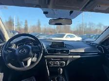 2014 Mazda Mazda3 4dr Sdn GX-SKY - Photo 17