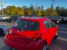 2015 Toyota Yaris 5dr HB LE - Photo 8
