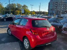 2015 Toyota Yaris 5dr HB LE - Photo 11