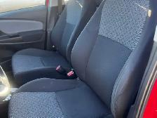 2015 Toyota Yaris 5dr HB LE - Photo 14