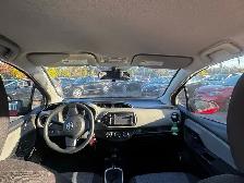 2015 Toyota Yaris 5dr HB LE - Photo 15