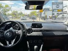 2017 Toyota Yaris 4dr Sdn - Photo 13