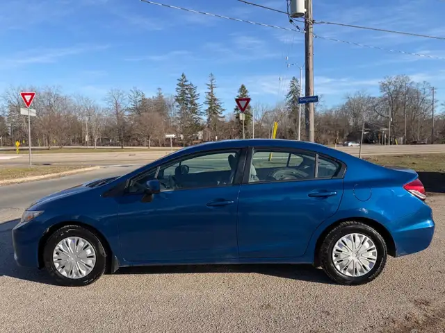 2015 Honda Civic 4dr Auto LX - Photo 6