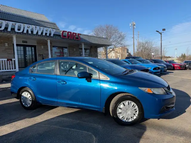 2015 Honda Civic 4dr Auto LX - Photo 12