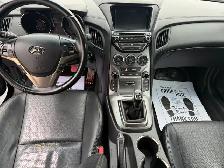 2016 Hyundai Genesis Coupe ACTIVE Low Km Hseat Bcam 1yr warranty - Photo 9