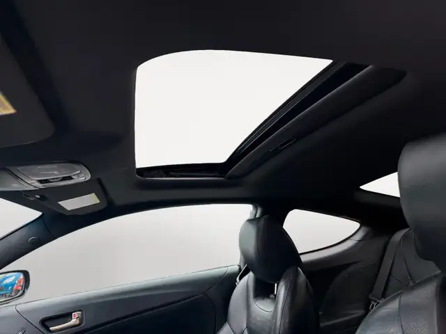 2016 Hyundai Genesis Coupe ACTIVE Low Km Hseat Bcam 1yr warranty - Photo 11