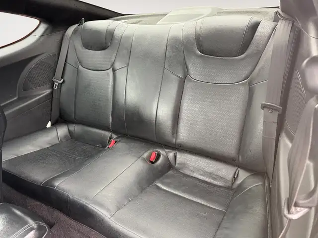 2016 Hyundai Genesis Coupe ACTIVE Low Km Hseat Bcam 1yr warranty - Photo 13