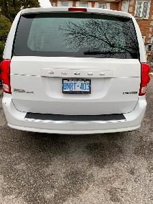 2015 Dodge Grand Caravan - Photo 4