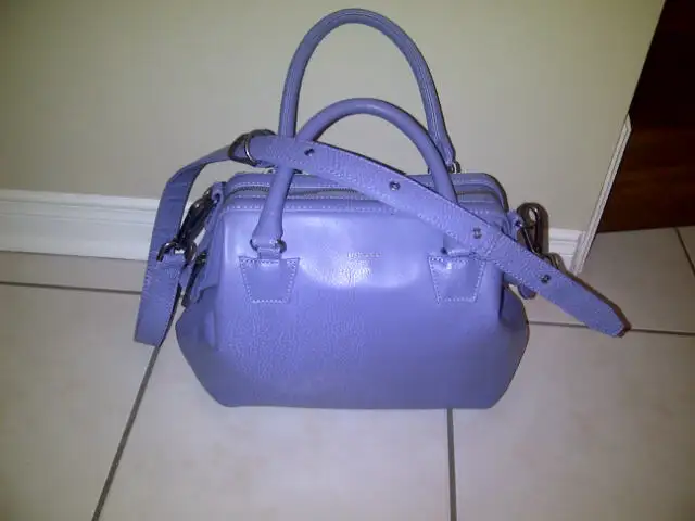 SAC À MAIN NEUF MATT NAT SIMONS CUIR LILAS 9'HAx14'LA BANDOULIÈR