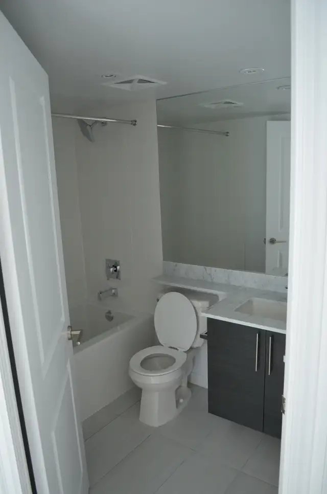 LIBERTY VILLAGE - $2500 - 1 BED   DEN, 2 FULL BATH - Photo 6