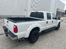 2016 Ford Super Duty F-250 SRW XLT POWER STROKE 6.7 L DIESEL 4WD - Photo 11