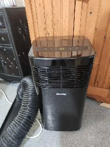 4 IN 1 (8500) BTU AC,  DEHUMIDIFIER,  HEATER,  FAN, HOSE KIT