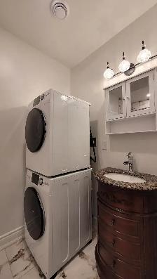 Ottawa Centretown–1 Bdrm Apt Main Flr /EV charger/AC/EnsLaundry - Photo 5