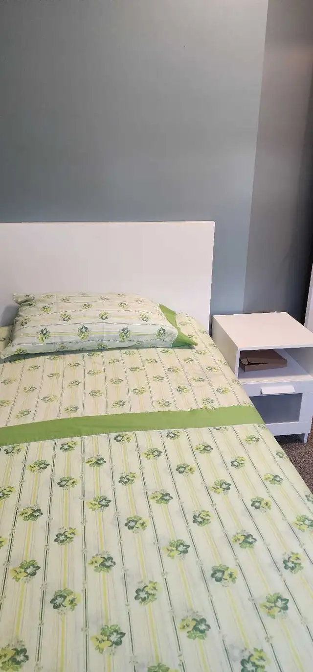 Bedrooms for rent in London Ontario - Photo 2