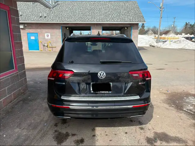 2021 Volkswagen Tiguan R-Line - Photo 4