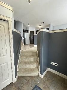 #8721- 3 Bed/ 1.5 Bath Upper Level. Avail Now! $2000 H/W/P Incl! - Photo 3