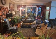 One bedroom available to MALE STUDENT.