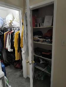 Master bedroom with attached washroom - Photo 10