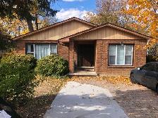 McMaster Student Rental-218 Emerson St, One Room