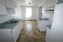 A Valleyfield – Grand, beau, propre et tranquille 5-1/2  - LIBRE