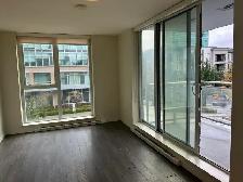 One bedroom   den in heart of Central City Surrey - Photo 4