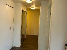 One bedroom   den in heart of Central City Surrey - Photo 13