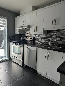 Appartement/condo 4 1/2 à louer, tout équipé, meublé, chauffé - Photo 5