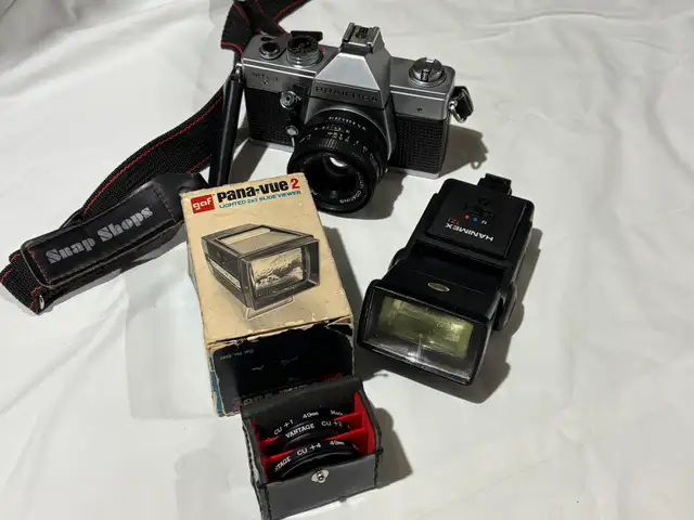 Praktica MTL3 35mm Film Camera Bundle w/ Lens & Flash