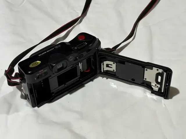 Canon Sure Shot Tele 35mm Film Camera w Flash - Photo 5