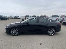 2019 Mazda Mazda3 GT Auto /NAVIGATION/B.CAM/LEATHER/SUNROOF - Photo 4