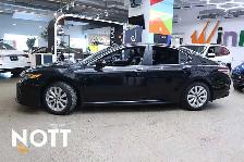 2019 TOYOTA CAMRY SE - Photo 2