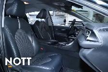 2019 TOYOTA CAMRY SE - Photo 17