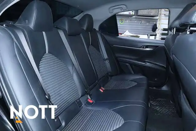 2019 TOYOTA CAMRY SE - Photo 19