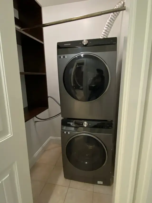 2 bedroom basement suite for rent in Burnaby by Burnaby Hospital - Photo 6
