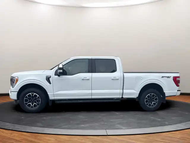 2022 Ford F-150 Lariat CREW CAB! LEATHER! 360 DEGREE CAMERA!... - Photo 2