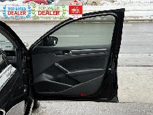 2021 Volkswagen Passat HIGHLINE | PANO | LIKE NEW | LOADED - Photo 22