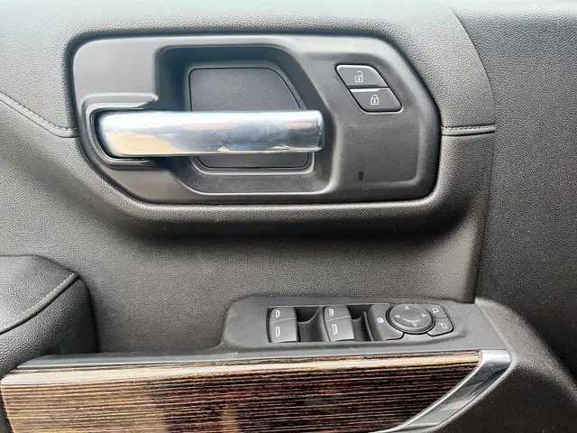 2021 GMC Sierra 1500 Elevation Elevation | X31 Off-Road Pkg|... - Photo 10