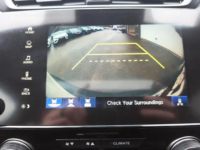 2020 Honda CR-V Touring Touring | Moonroof | Leather - Photo 18