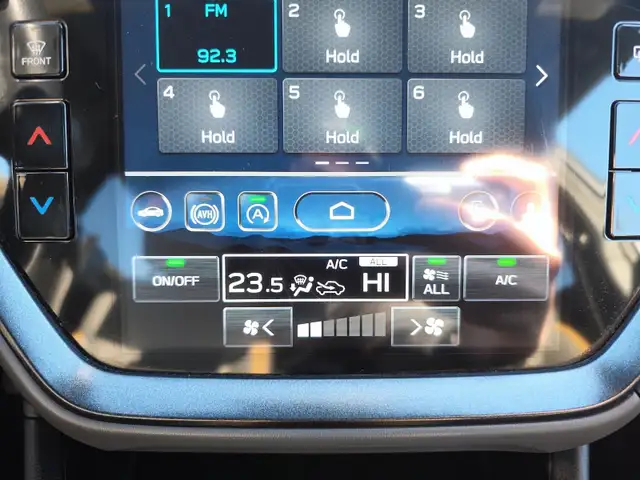 2024 Subaru Crosstrek Onyx Onyx | Sunroof |18'' Alloy Wheels | - Photo 16