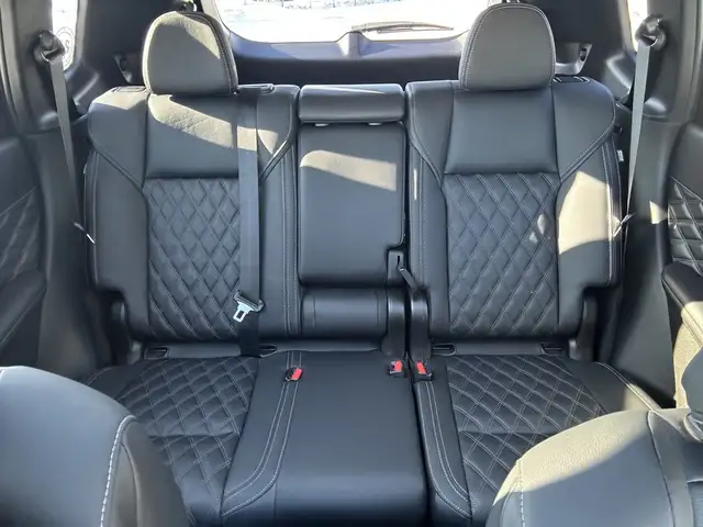 2024 Mitsubishi Outlander - Photo 15