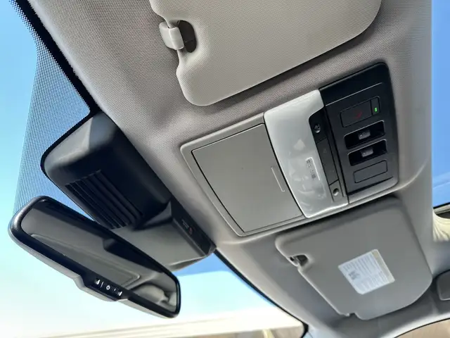 2024 Mitsubishi Outlander - Photo 27