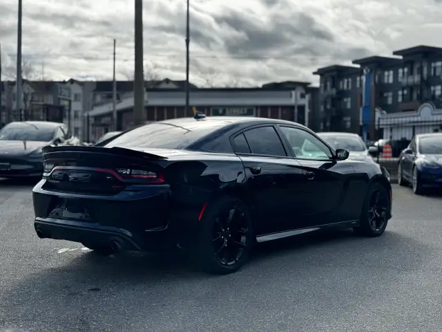 2021 DODGE CHARGER - Photo 4