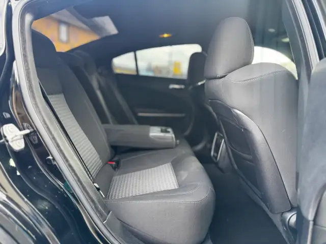 2021 DODGE CHARGER - Photo 11